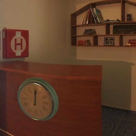 Harrys City Motel Komárno Екстериор снимка